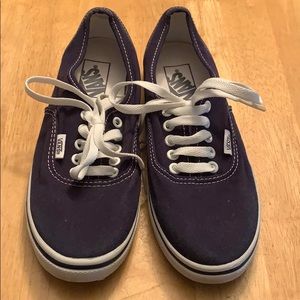 Women’s Authentic Lo (Navy) Vans